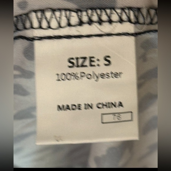 Dear Scarlet Leopard Print Flutter Sleeve Top - Picture 4 of 4